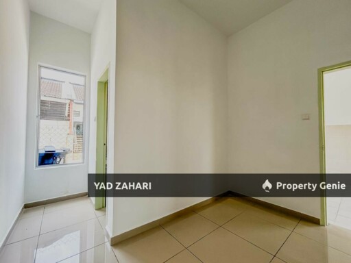 Kampung Lombong, Shah Alam | 2- Storey Terrace 4 Bedrooms | RM550K - Endlot & Flexible Deposit