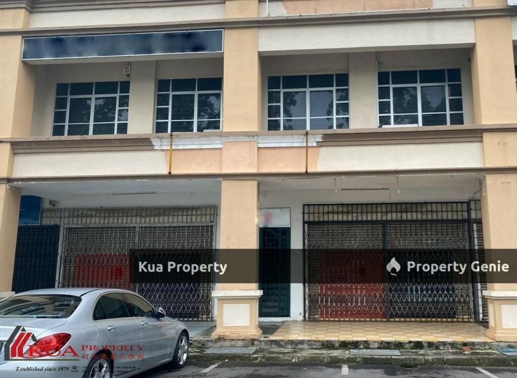 Ground Floor Intermediate Shoplot For Rent Located at Yoshi Square, Pending