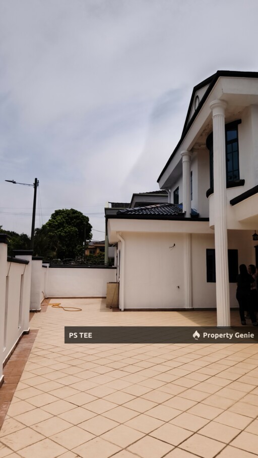 Batu belah klang corner 2 storey