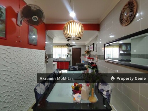 Freehold & Renovated | Double Storey Garnet Emerald Rawang