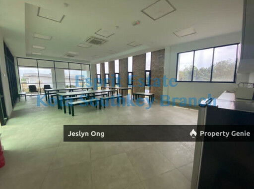 1.5 Storey Detached Factory at Impian Emas for Sale