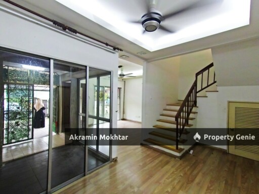 Freehold, Facing Play Ground & Renovated | 2 Storey Terrace House, Taman Pinggiran USJ 2, Subang Jaya