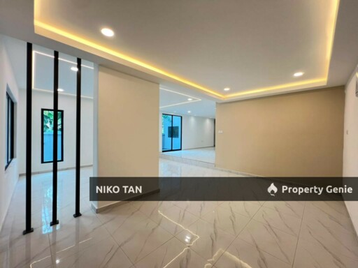 [PRIME AREA]2Storey Semi-D Jalan Abdul Samad For Sale