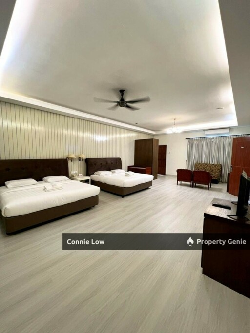 Ipoh town Freehold 3 unit 4 Storey Shop with Hotel Business for Sale