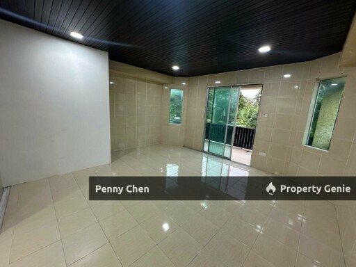 For Sale Taman Pakatan Jaya Double Storey Terrace House, Facing to Empty Land and Facing North, Nearby to Sunway Lost World