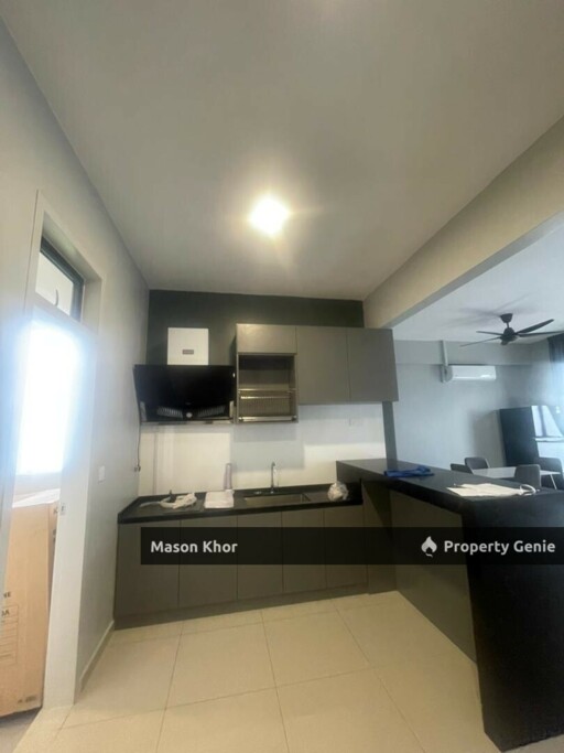 M-VISTA CONDOMINIUM