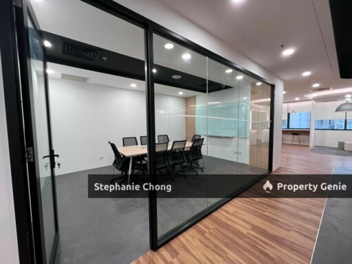 KLCC Office Fully-Furnished Newly-Renovated | Wisma UOA Centre, Kuala Lumpur | Monorail LRT MRT