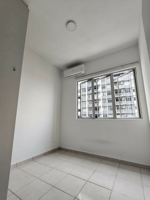 Adelia 3 Residensi Partially Furnished