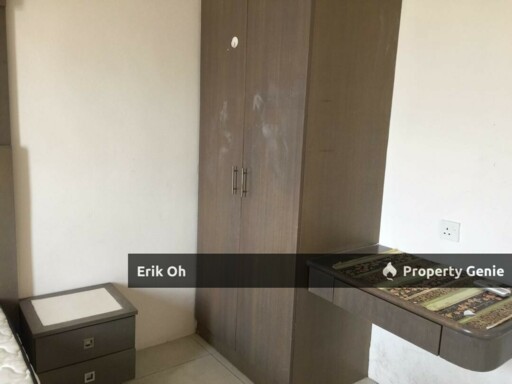 East Lake Residence Seri Kembangan  For Sale Corner Unit 1093sqft