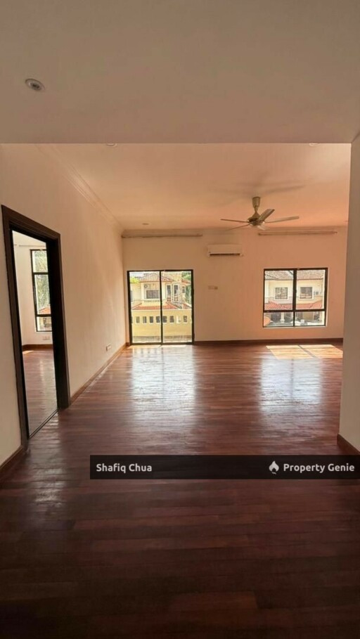 Well Kept 2 Storey Semi D House in Tropika Kemensah Ampang For Sale