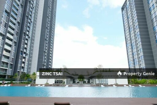 Lakefront Residence🔥Save RM 136,530🔥6 mins drive to MRT Cyberjaya City Centre🔥5 mins drive to D’Pulze Shopping Centre