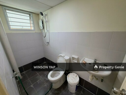 3 Storey Shop Office First Floor Taman Molek JB Fully Office Furnished