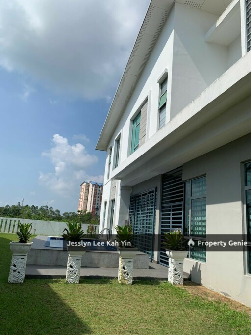 Frangipanni Villas, Kota Seriemas Nilai