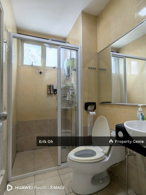 East Lake Residence Seri Kembangan PENTHOUSE FOR SALE