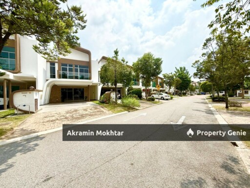 Freehold, Partially Furnished & Renovated | Double Storey Superlink Setia Villa, Setia Eco Glades, Cyberjaya
