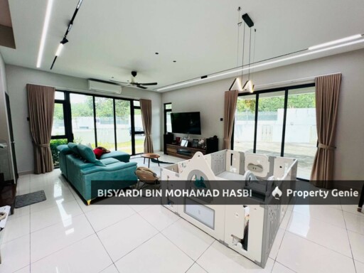 CORNER LOT FULLY FURNISHED & FULLY RENOVATED,  2 Storey Terrace One Park Taman Semenyih Idaman, Semenyih.