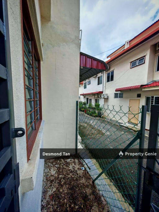 2 Storey Bukit Chedang, Oakland, Kampung Baru Rasah, Seremban (Semi-Furnished)