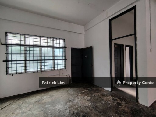 Melaka Baru Batu Berendam [Ground Floor] Shop Lot For Rent