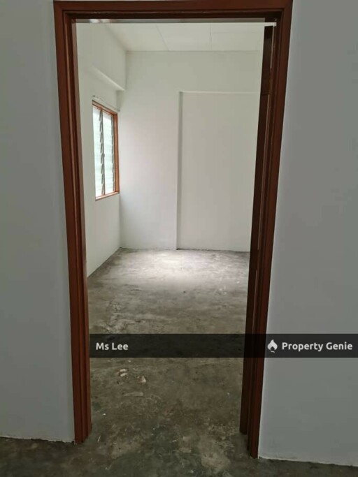 3rd Floor Shop Apartment RM 500 (KFC/NSK)-Taman Sentosa Utama @ Klang-Ready 15/7 or 31/7