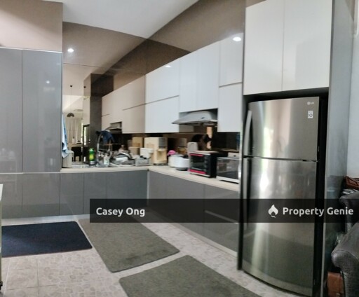 [Nice Bungalow] Near to One Utama Mall for sale