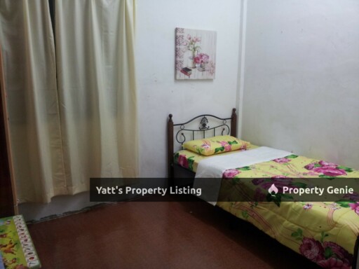 MELAKA, TAMAN KELEMAK JAYA, RUMAH TERES END LOT UNTUK DIJUAL – ALOR GAJAH MELAKA RM240k