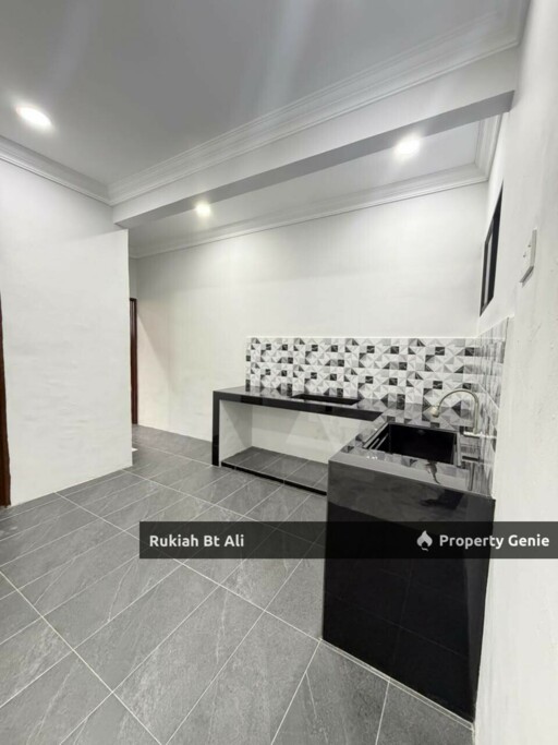 FACING OPEN, 1storey Terrace Taman Cempaka, Senawang