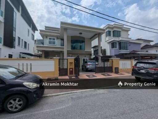 Fully Furnished Facing Open Banglo 3 Tingkat Taman Templer Saujana, Rawang