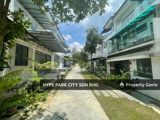 Lake Club Parkhome
