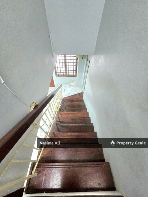Facing Open 2 Storey Taman Kosas