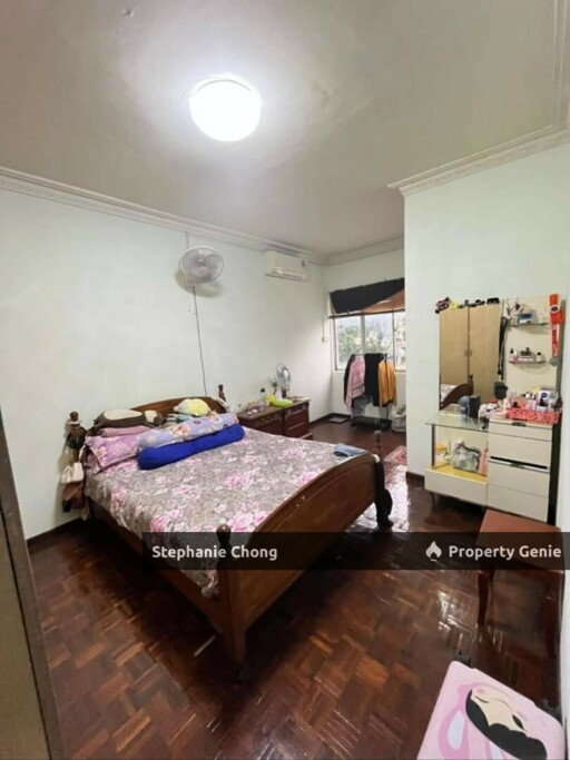 University Towers, Opposite UM Medical Centre, Renovated & Furnished!