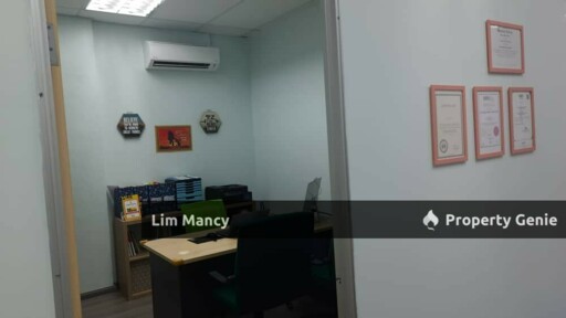 Three Storey Shoplot For Rent