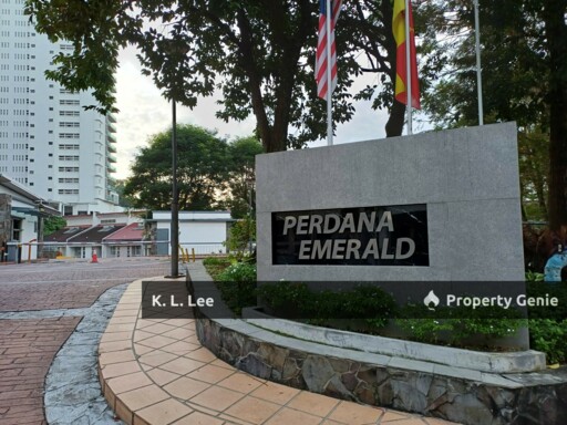 Damansara Perdana Corner Condo