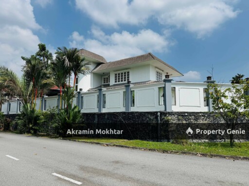 CORNER LOT Bungalow House 2 Storey Seksyen 6 Shah Alam Selangor