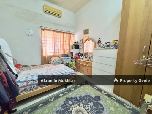 FREEHOLD & RENOVATED | 1.5-STOREY TERRACE END LOT TAMAN SRI MELATI, BATU CAVES