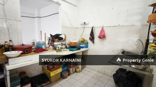 SHOP APARTMENT LORONG BATU NILAM 1C BUKIT TINGGI KLANG