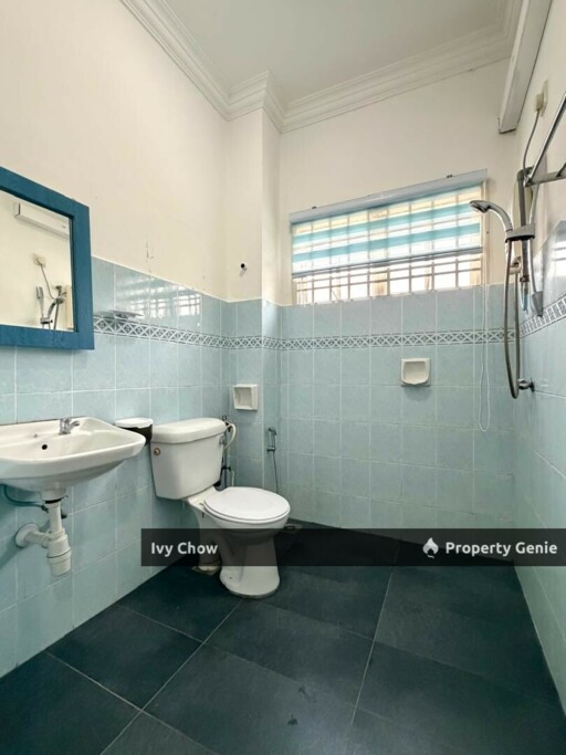 Bandar Putra Jalan Nuri Kulai double Storey Corner lot