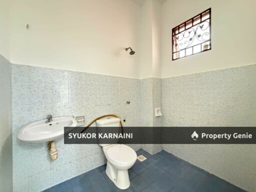 Double Storey Superlink Lorong Az Zaharah, Puncak Alam