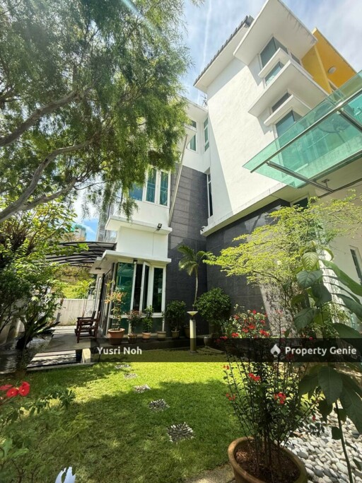 End Lot 3 Storey Semi-D, Laman Damaisari, Bukit Segambut