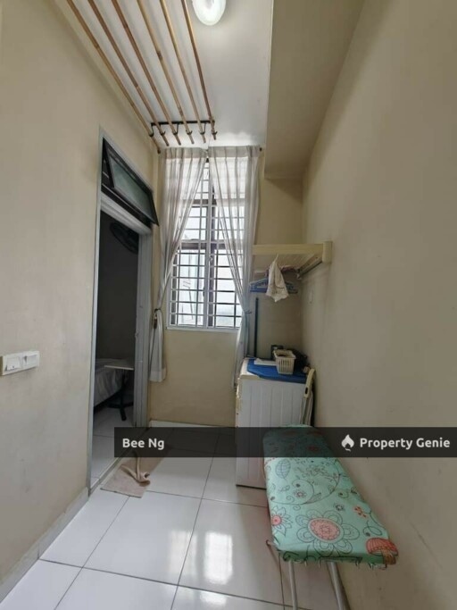 The Sky Executive Suites @ Bukit Indah/2bedroom/corner Lot