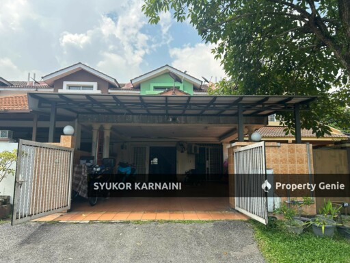 Double Storey Terrace Taman Desa Mas, Jln DM2 Bandar Country Homes, Rawang.