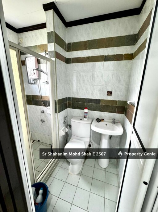 Double Storey Terrace Jalan Ubin Bukit Jelutong