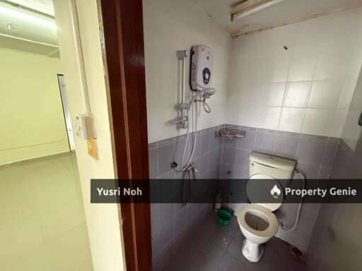2 STOREY TERRACE (AU 2A) TAMAN SERI KERAMAT, KUALA LUMPUR FOR SALE