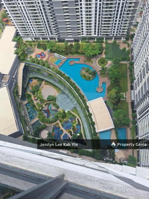 United Point Residence - Tower A | Condominium