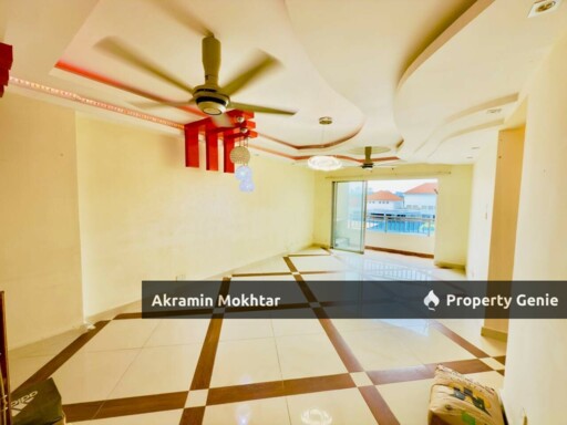 Corner Unit, Renovated & 2 Covered Parking | Sunway Suriamas Condominium, Bandar Sunway Selangor