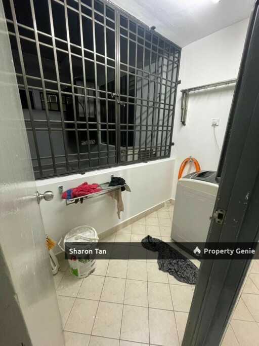 Larkin Datin Halimah Condominum  3 Bedroom Fully Furnished