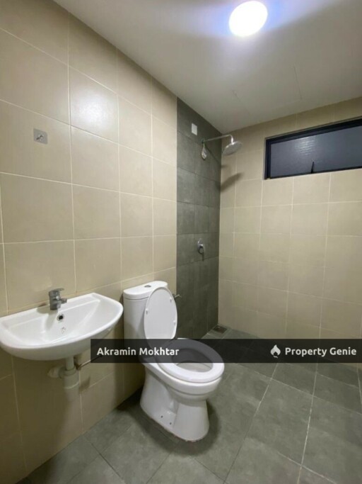 Freehold, Renovated & 2 Parking | Zahra Residensi, Semenyih