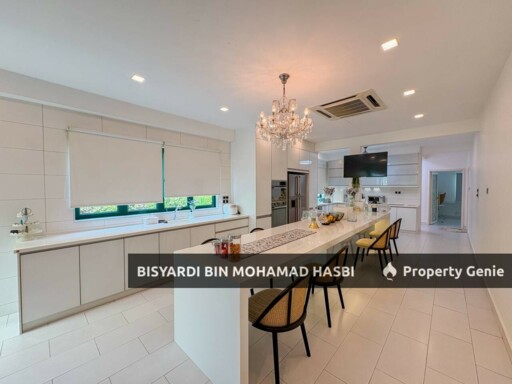 BUNGALOW KGSAAS, SEKSYEN 13 SHAH ALAM .