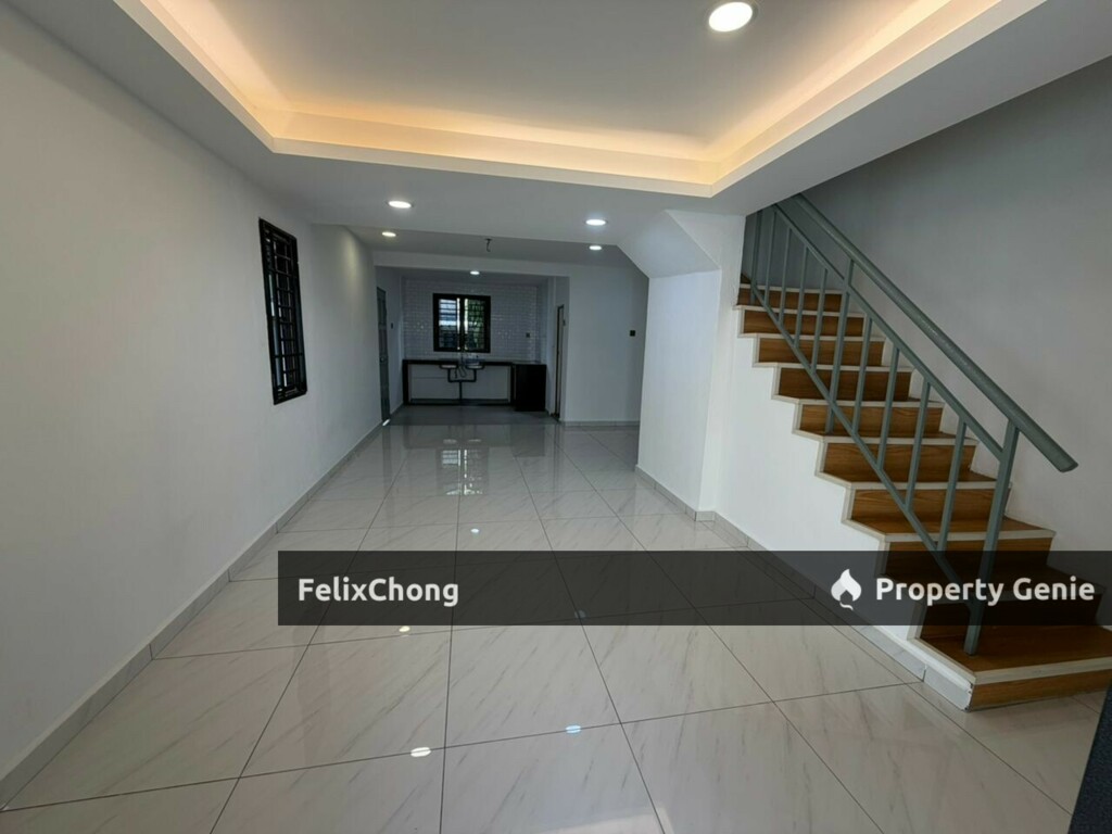 Taman Skudai Baru 2 Sty Low Cost Endlot,Jalan Hang Tuah,Skudai,Renovated