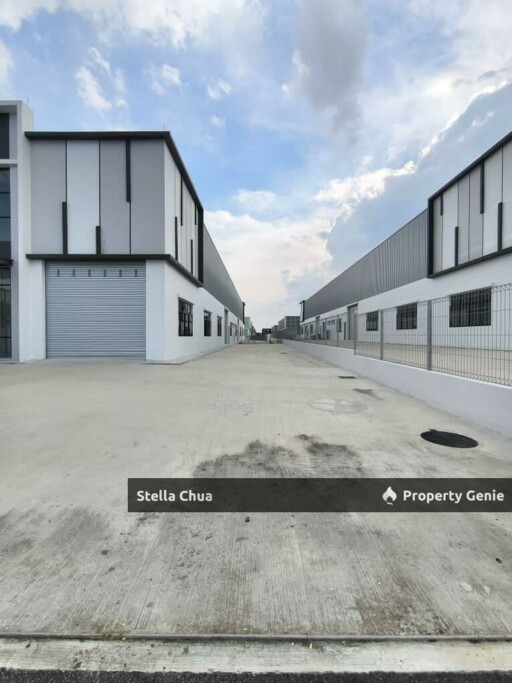 Single Storey Cluster Factory For RENT 📍Jalan Ekoperniagaan 3/x@Tmn Ekoperniagaan Phase 3@Eco Business Park 1