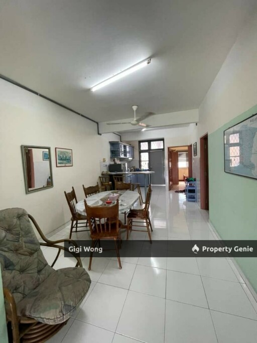 For Sales Golden Shower Condo Ruby